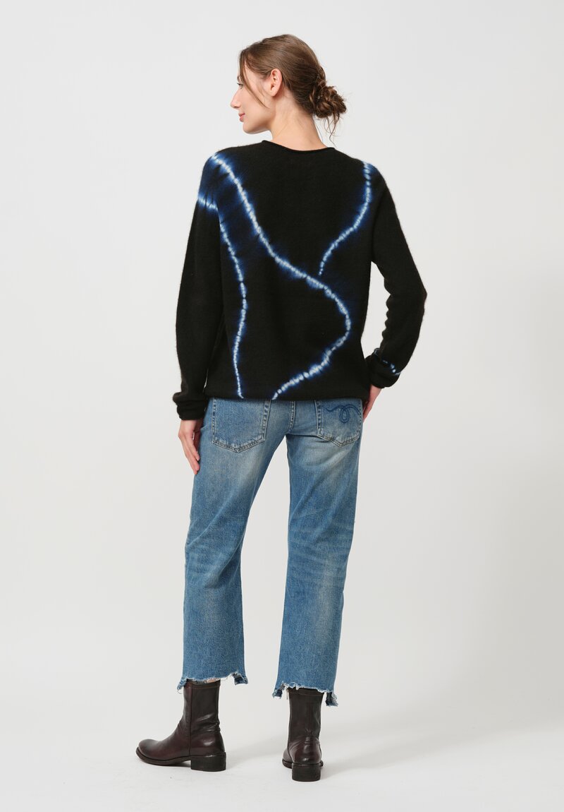 Suzusan Cashmere Mokume Shibori Rollneck Sweater in Natural White & Black Line	