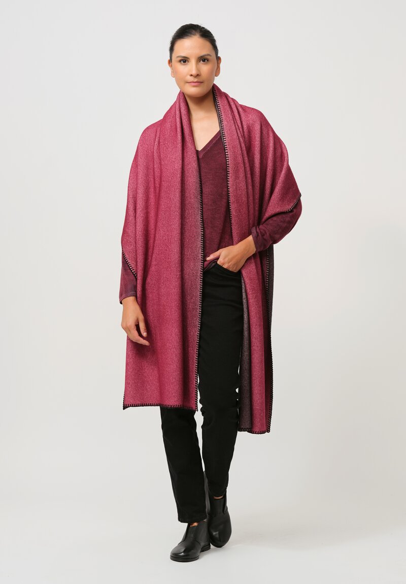 Avant Toi Blanket Stitch Cashmere Scarf in Nero Sichuan Red	