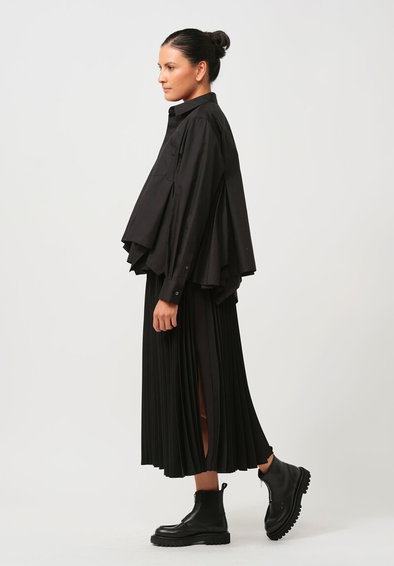 Sacai Cropped Cotton Poplin Swing Shirt in Black