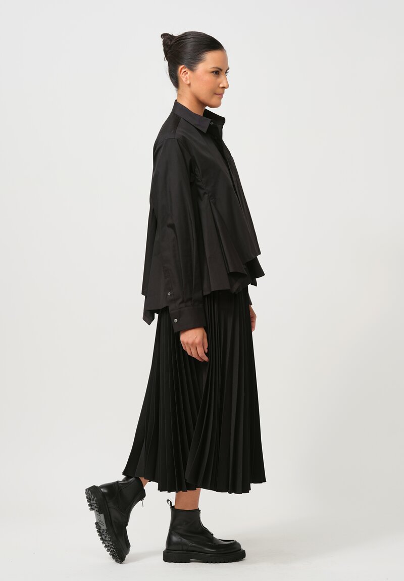 Sacai Cropped Cotton Poplin Swing Shirt in Black