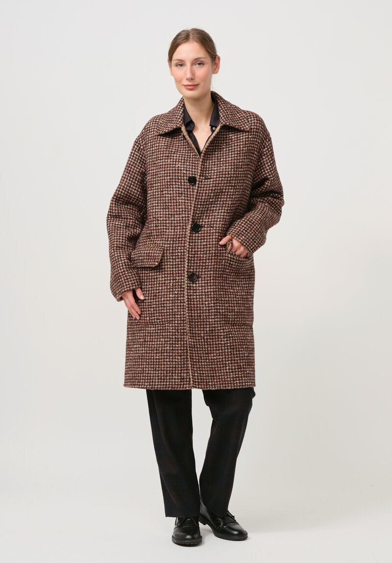 Nanna Pause Baby Alpaca Dorian Coat in Camel Brown Houndstooth