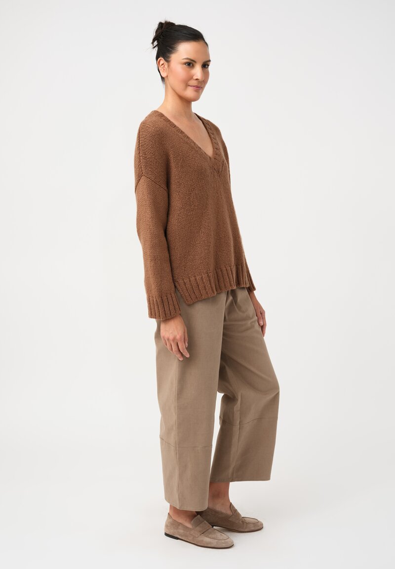 Asciari Cashmere Ferro V-Neck Sweater in Sudan Brown