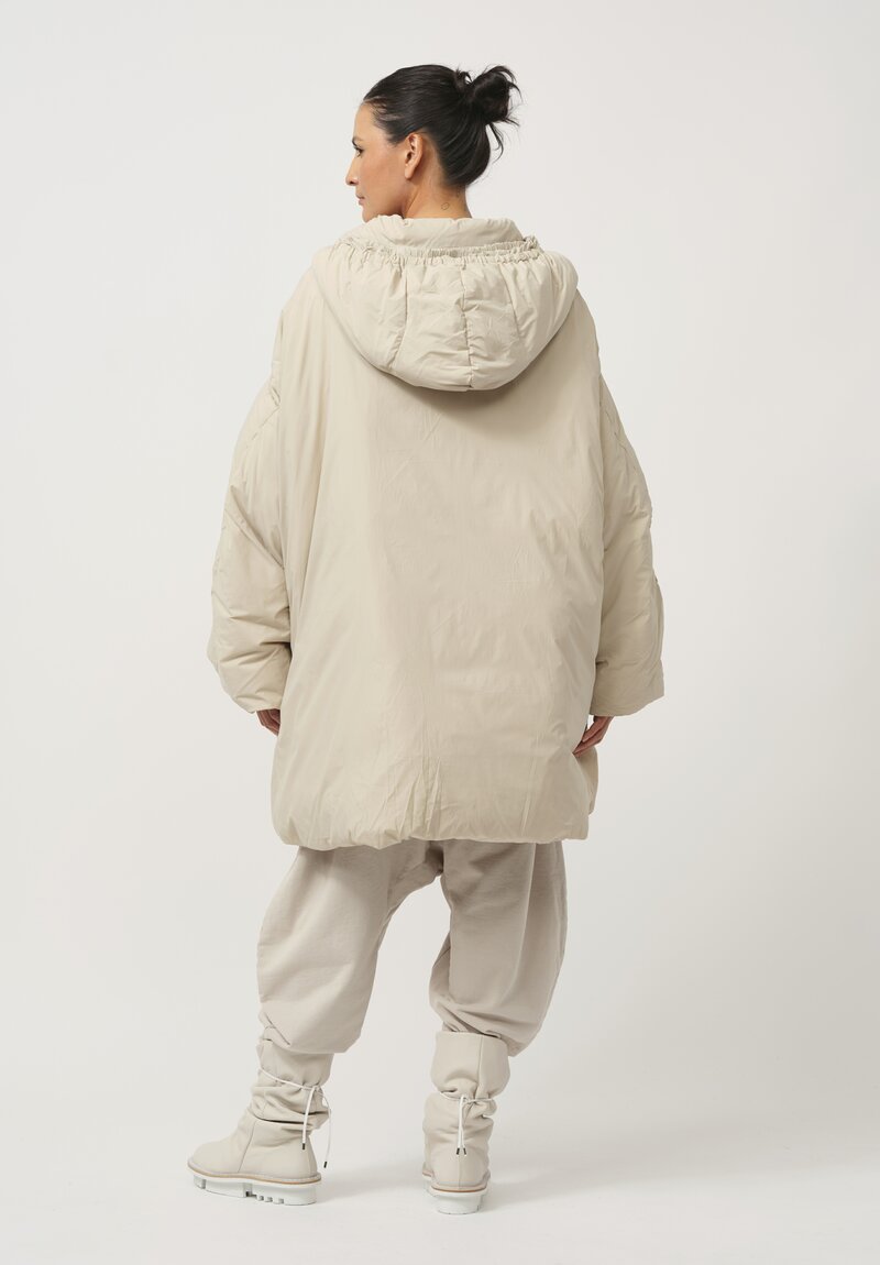 Rundholz Dip Puffer Bell Coat in Eraser White	