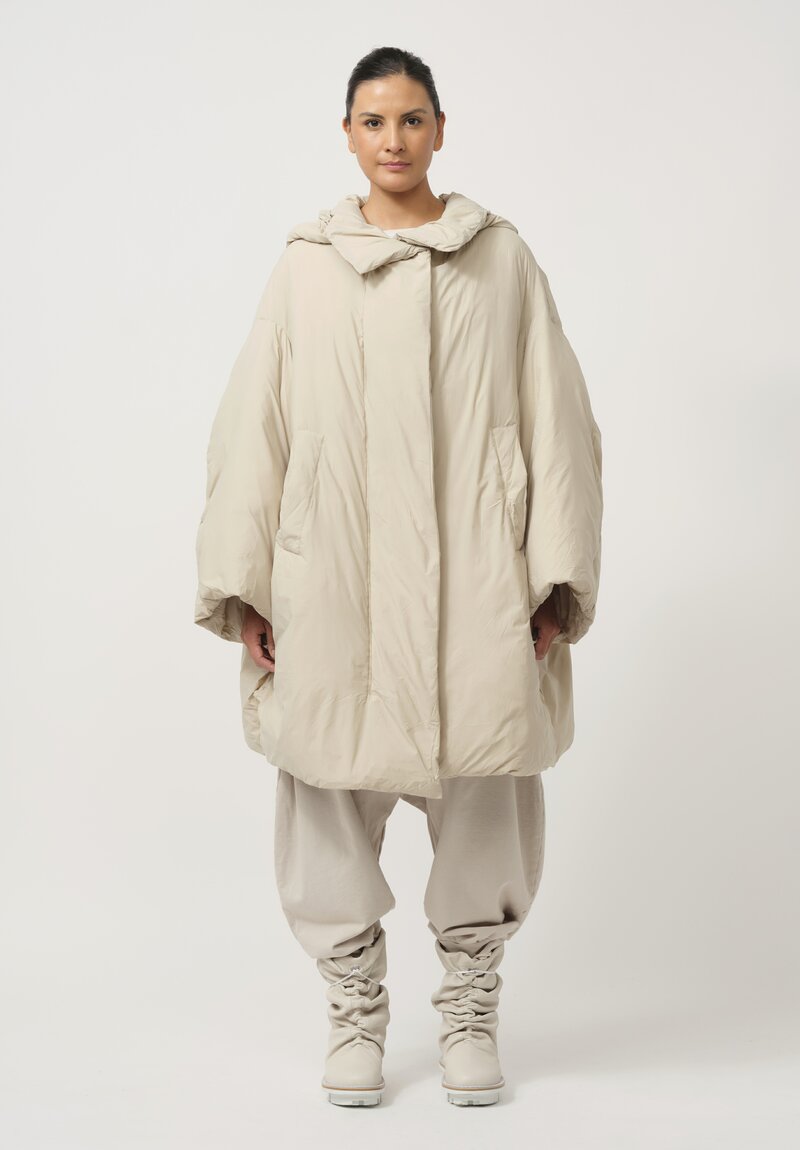 Rundholz Dip Puffer Bell Coat in Eraser White	