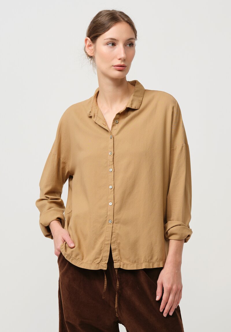 Album di Famiglia TVC Short Collar Shirt in Sugar Brown	