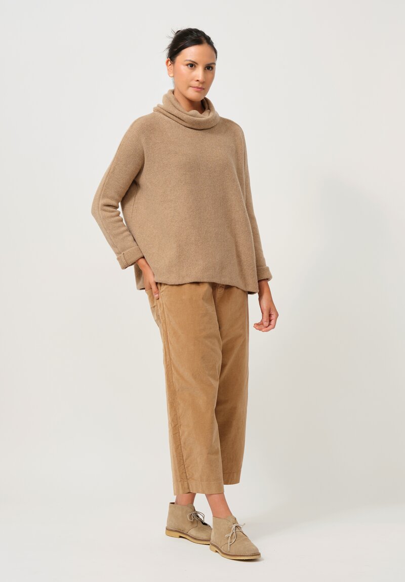 Album di Famiglia Serie Numerata Cashmere Dolcevita Turtleneck in Sugar Brown	