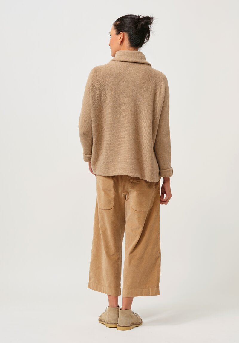 Album di Famiglia Serie Numerata Cashmere Dolcevita Turtleneck in Sugar Brown	