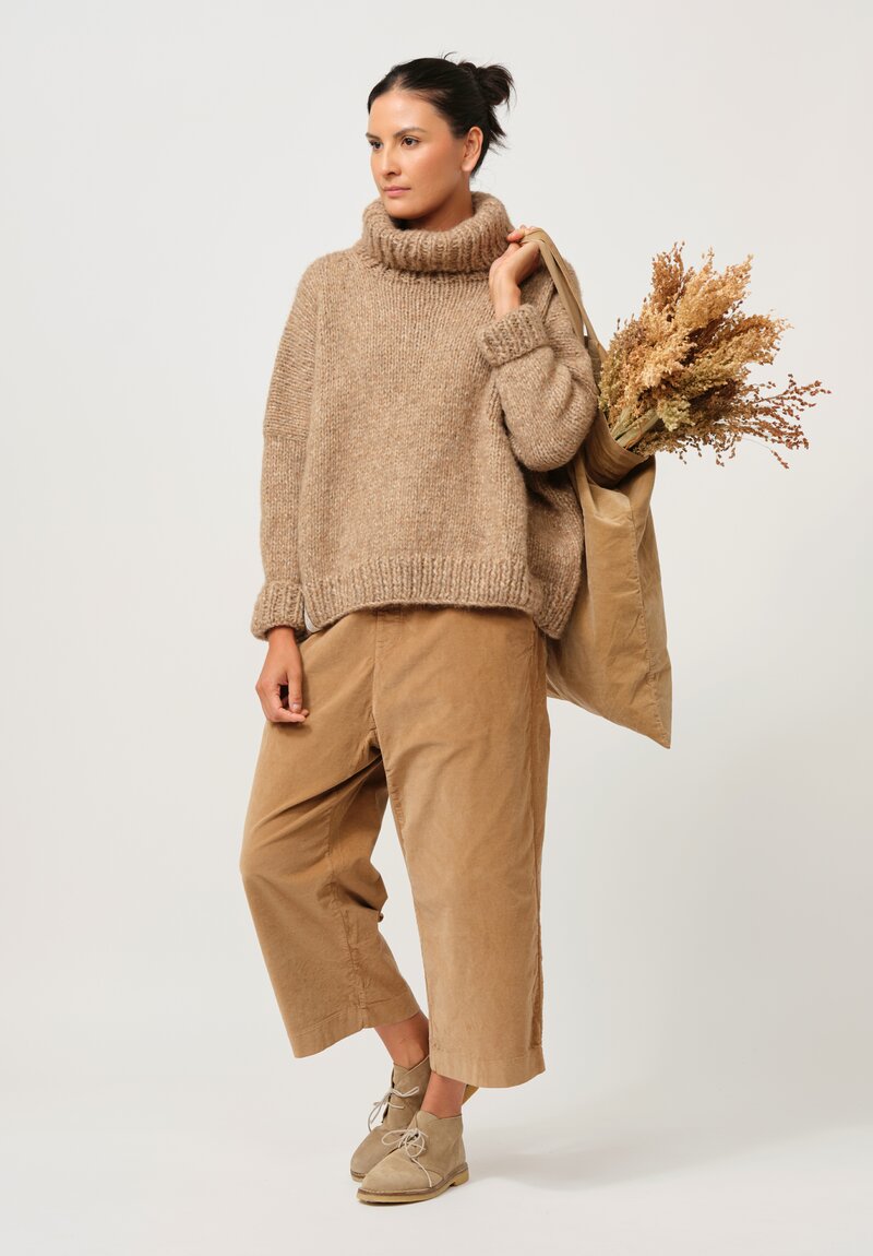 Album di Famiglia Serie Numerata Hand-Knit Alpaca & Cotton Dolcevita Turtleneck in Sugar Brown	