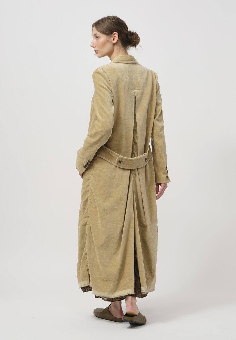 Uma Wang Velvet Cigna Coat in Tan Natural	