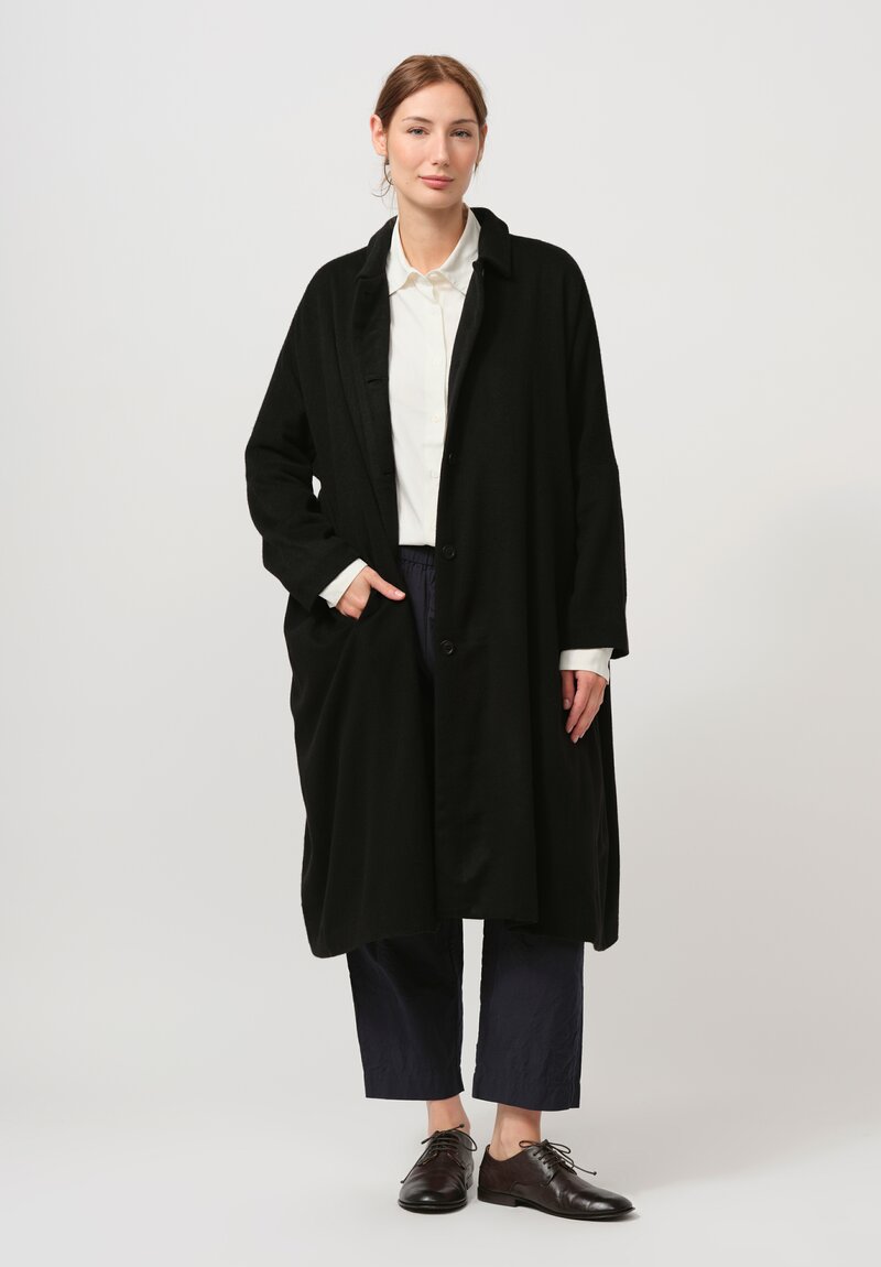 Casey Casey Cashmere Quorum Classic Verger Coat in Black	