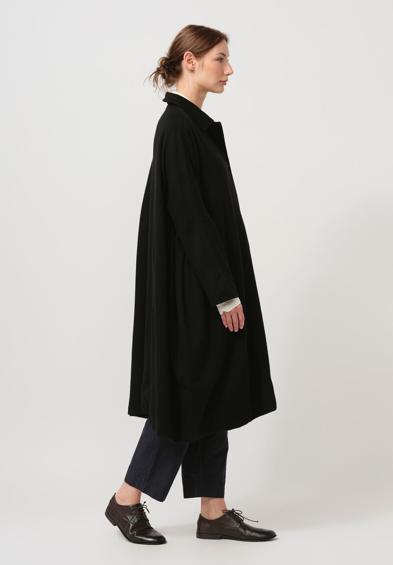 Casey Casey Cashmere Quorum Classic Verger Coat in Black	