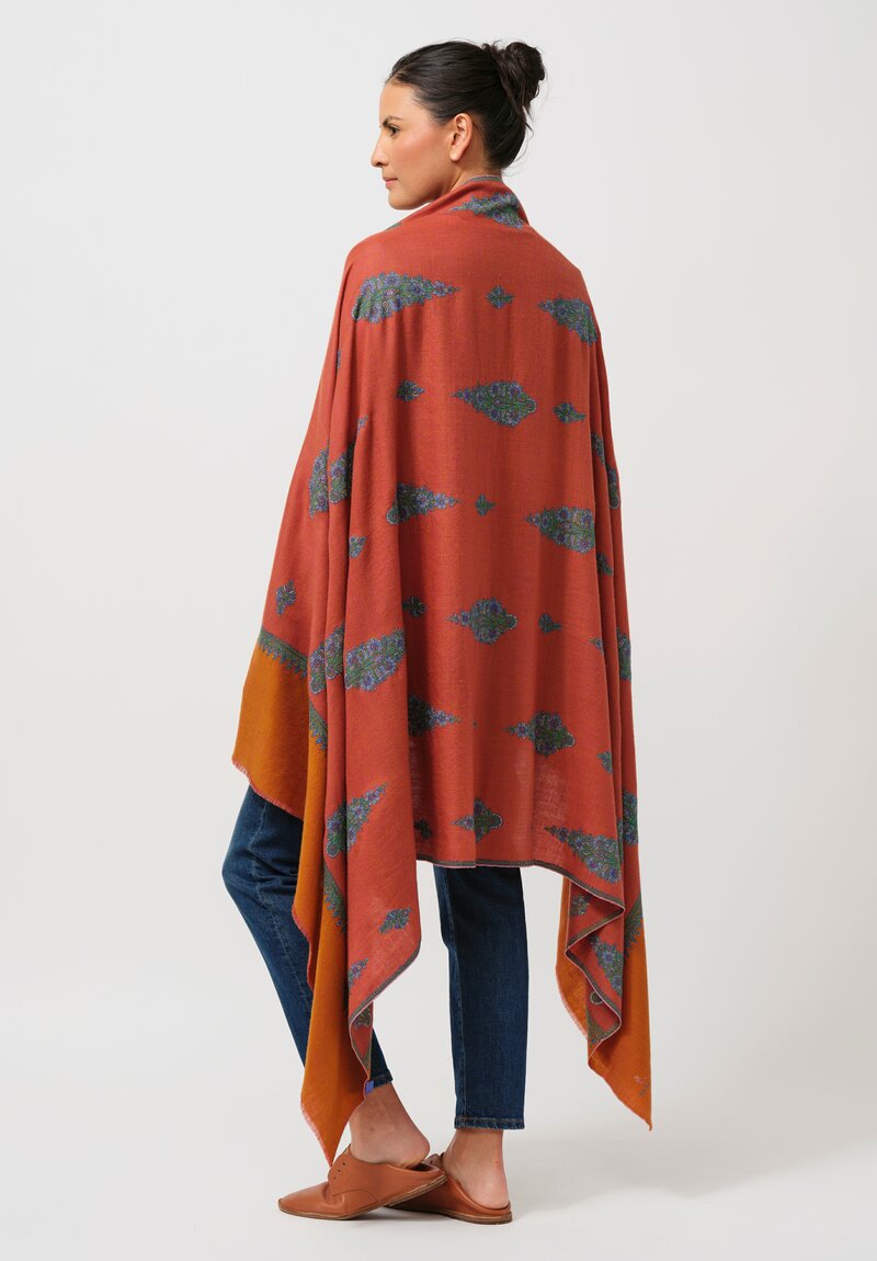 Yaser Shaw Cashmere Handloomed Embroidered Shawl in Houndstooth Red & Gold	