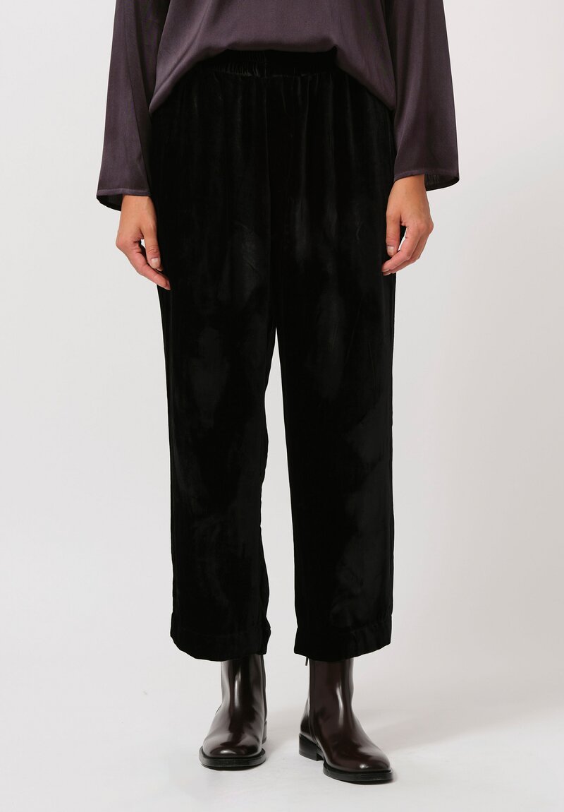 Biyan Fin Velvet Pants in Black	