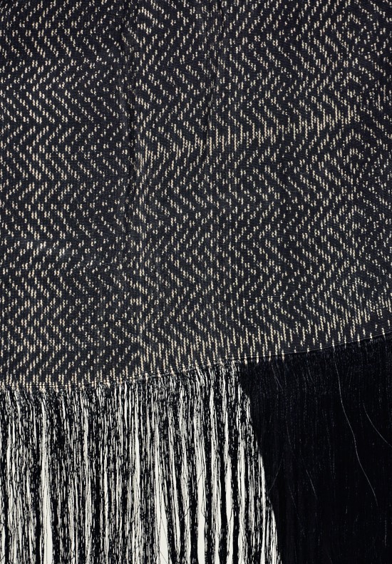 Hacienda Montaecristo Rebozo in Black