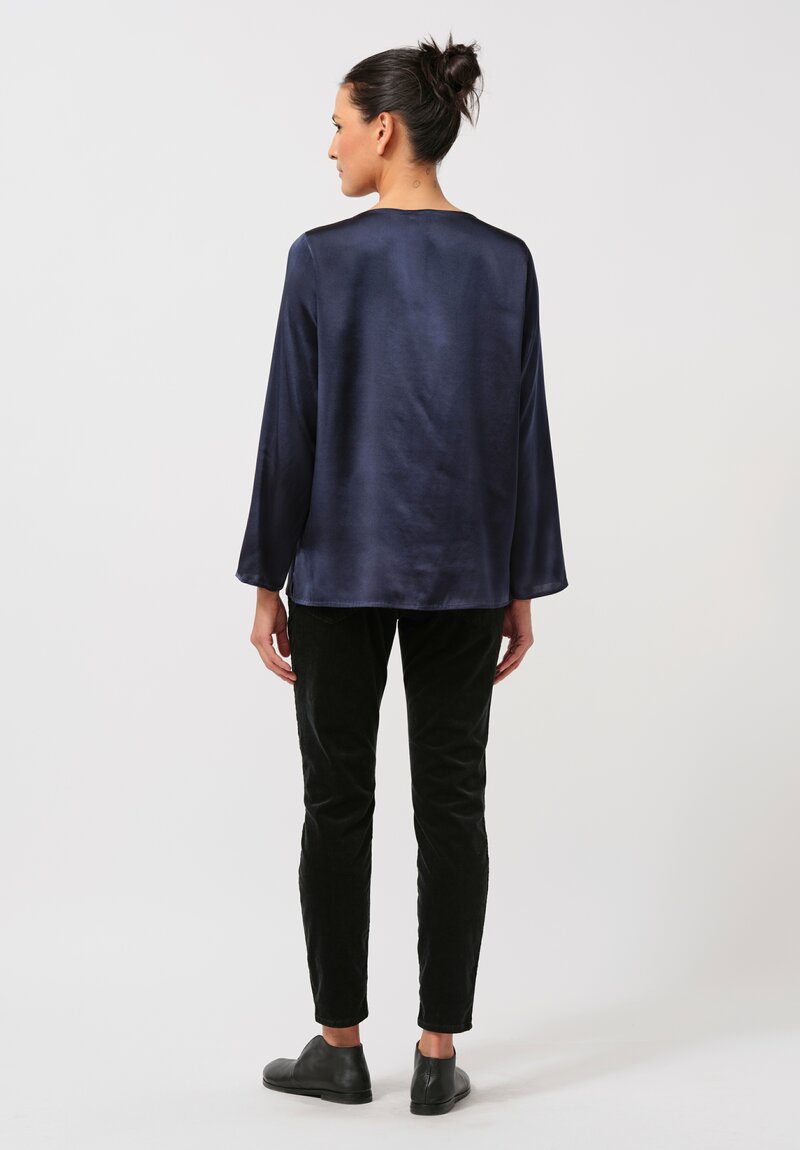 Avant Toi Hand Painted Silk Lunga Barchetta Top in Nero Navy Blue	