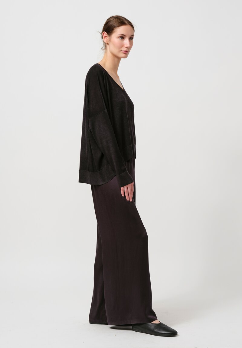 Avant Toi Cashmere & Silk V-Neck Stondata Top in Nero Black	