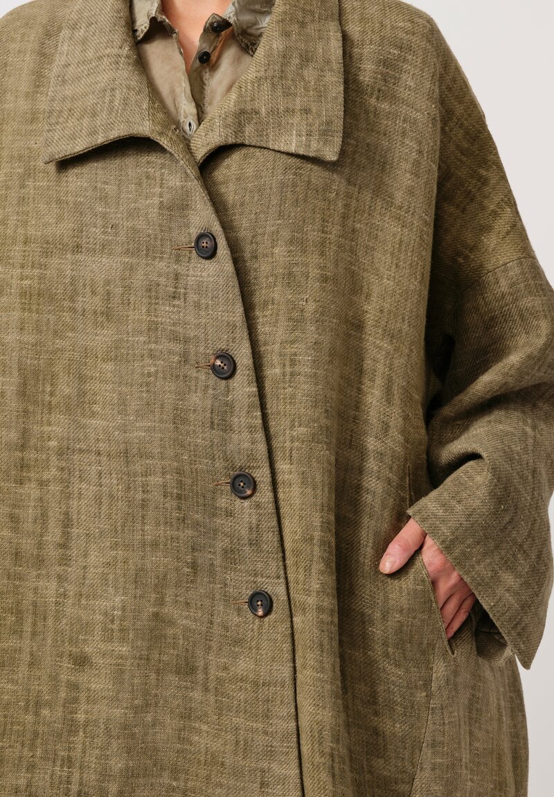 Ziggy Chen Linen Coat in Khaki Natural	