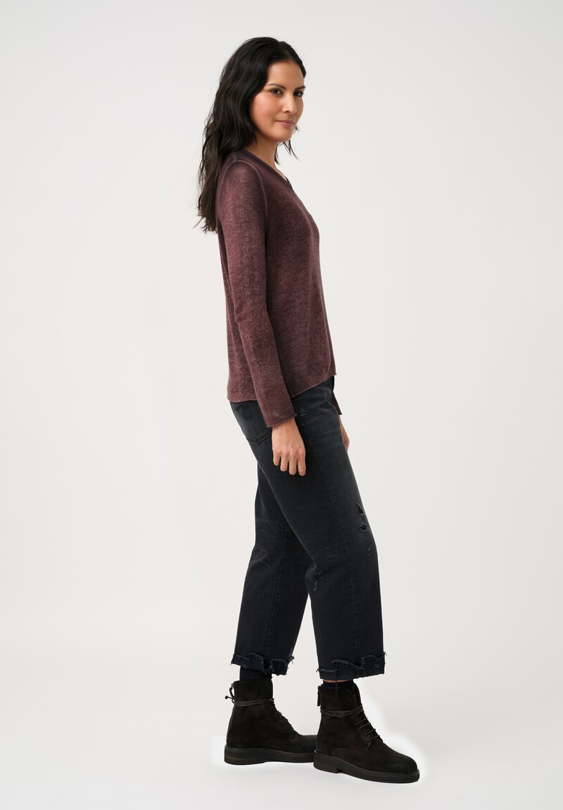 Avant Toi Cashmere V-Neck Garza Sweater in Nero & Agata Purple