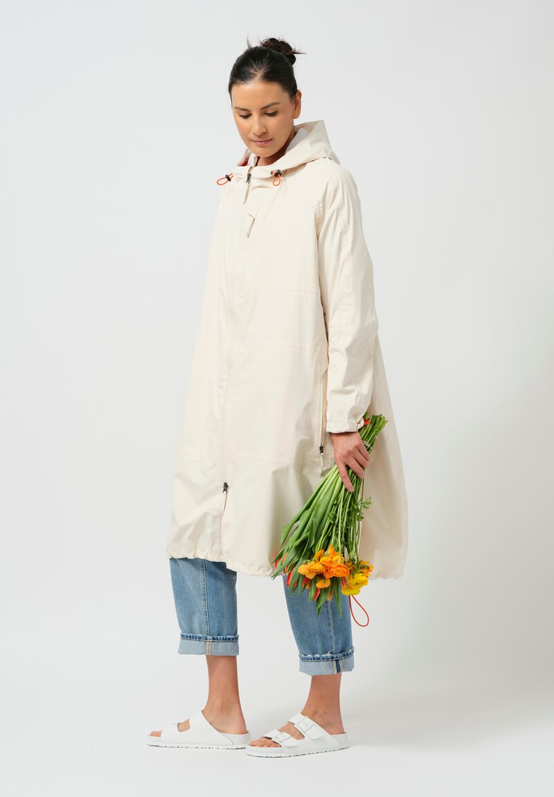 Rundholz DIP Long Windbreaker in Greige Cream