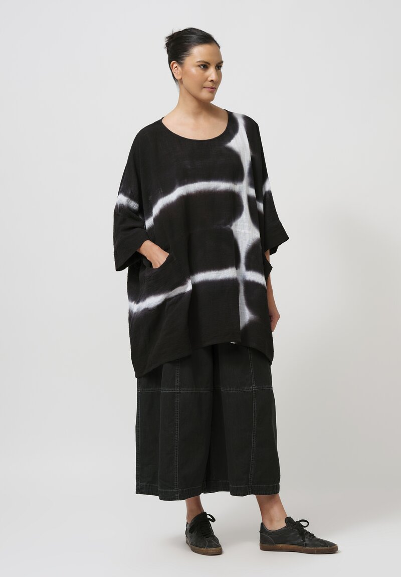 Gilda Midani Pattern-Dyed Bucket Tunic in Black Star