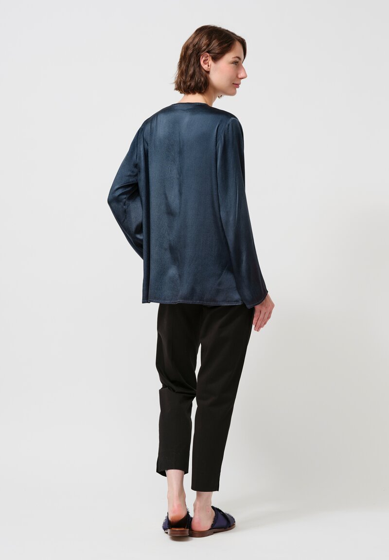 Avant Toi Hand-Painted Silk V-Neck Barchetta Top in Nero & Titanium Blue