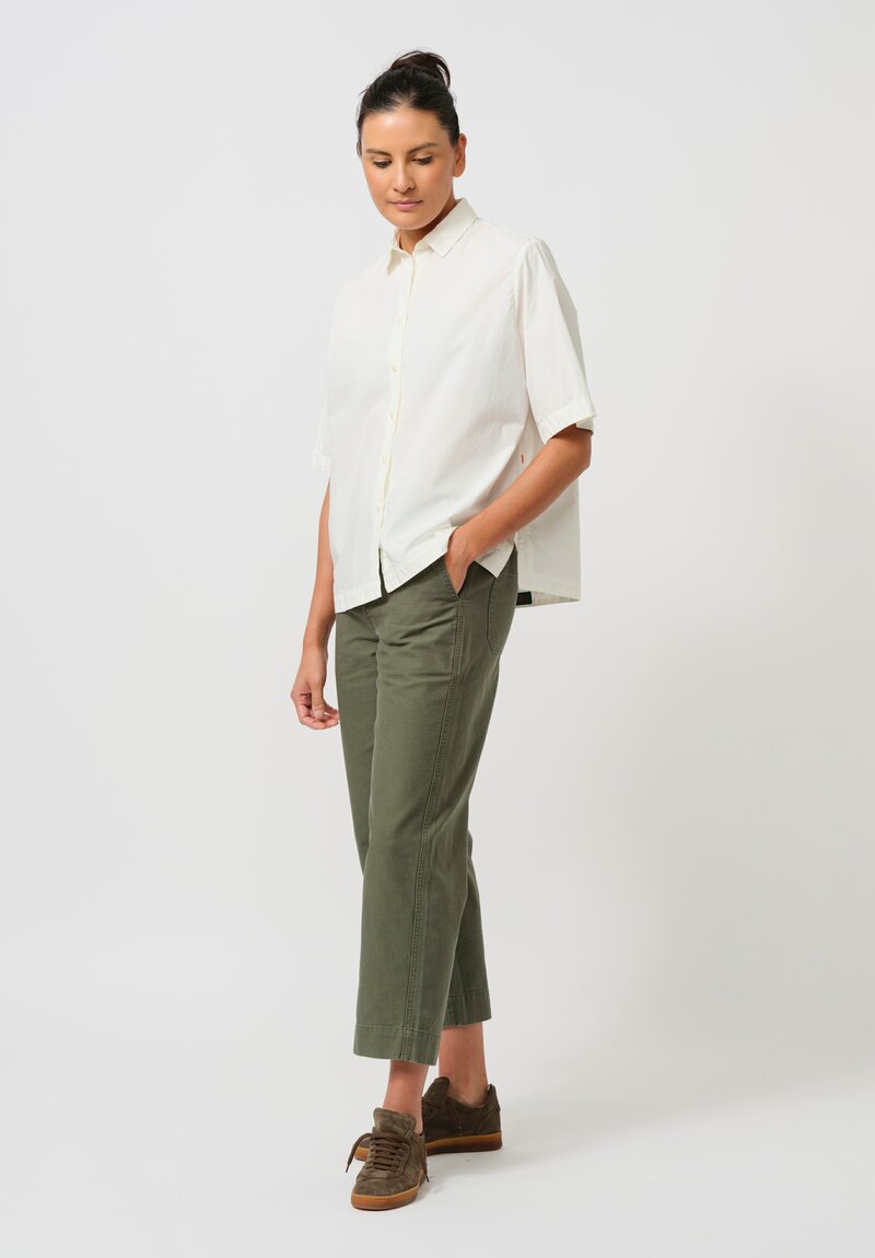 Closed Cotton Tapered Rovea Pants in Olive Green