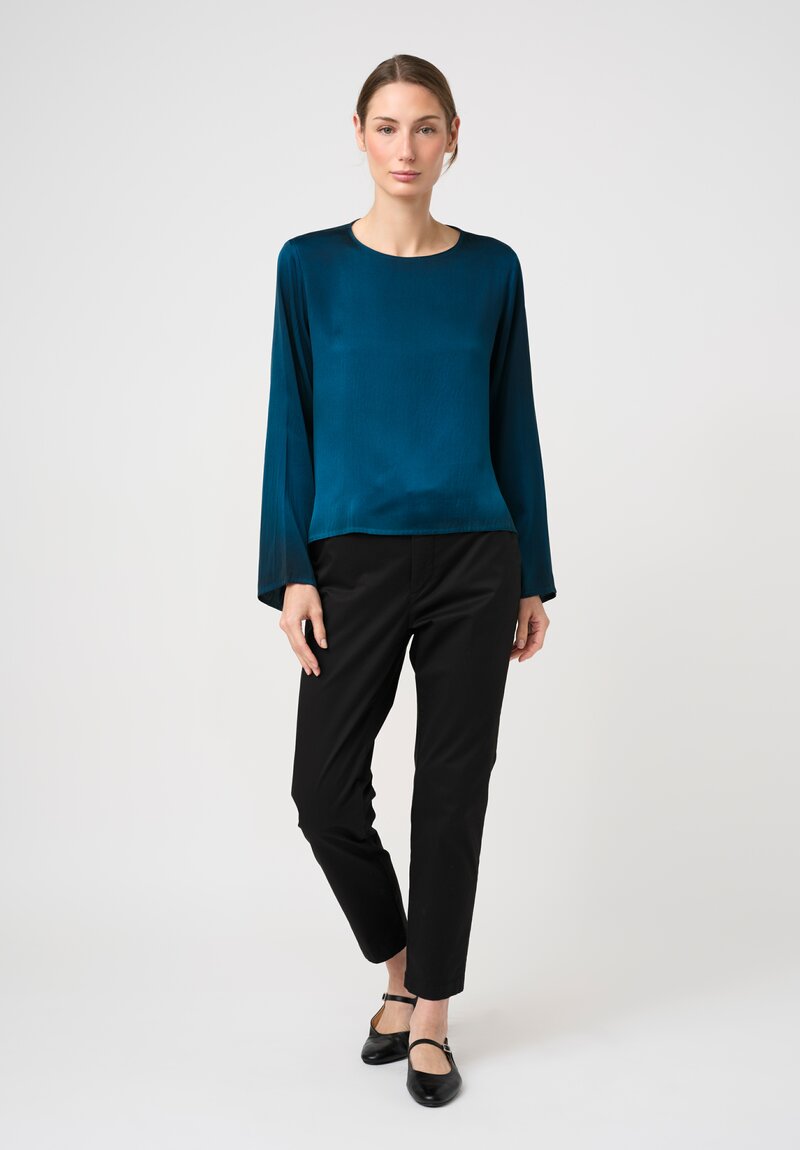 Avant Toi Hand-Painted Silk Girocollo Top in Nero & Topazio Blue