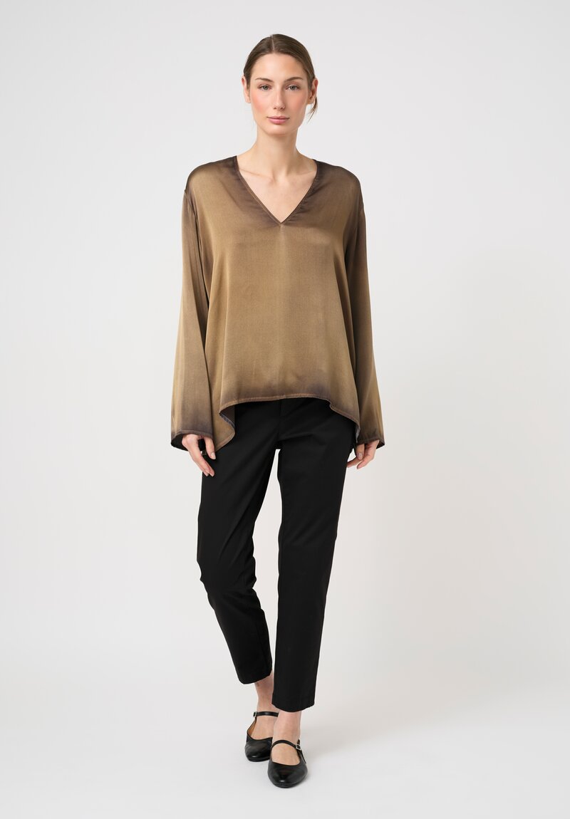 Avant Toi Silk Hand-Painted V-Neck Top in Nero & Cumino Brown
