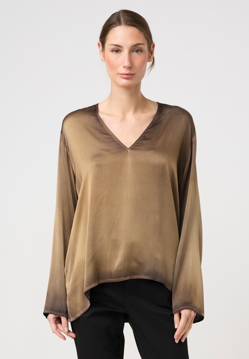 Avant Toi Silk Hand-Painted V-Neck Top in Nero & Cumino Brown