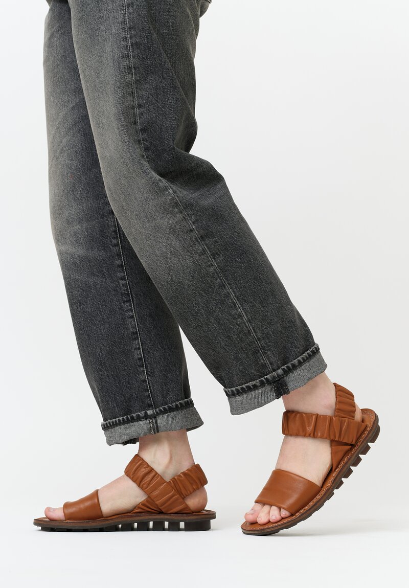 Trippen Leather Synchron Sandal in Vero Brown