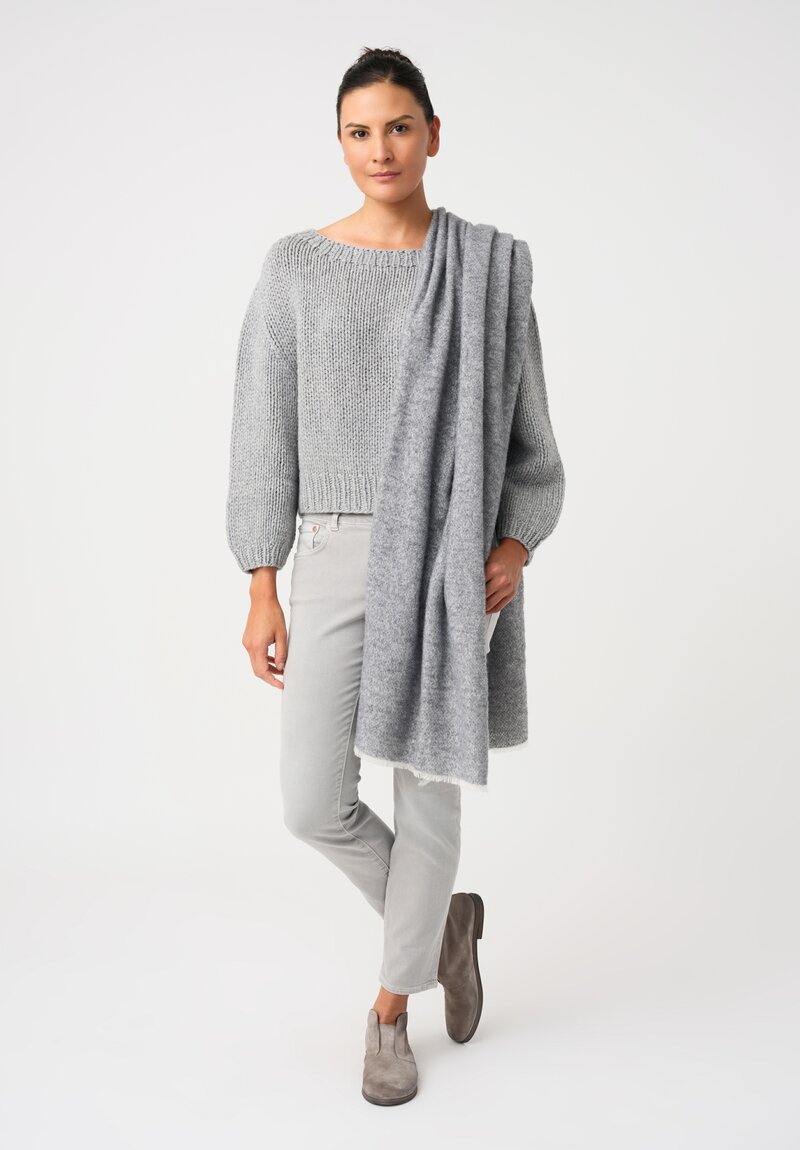 Wommelsdorff Cashmere Hand-Knit Honey Round Neck Sweater in Grey
