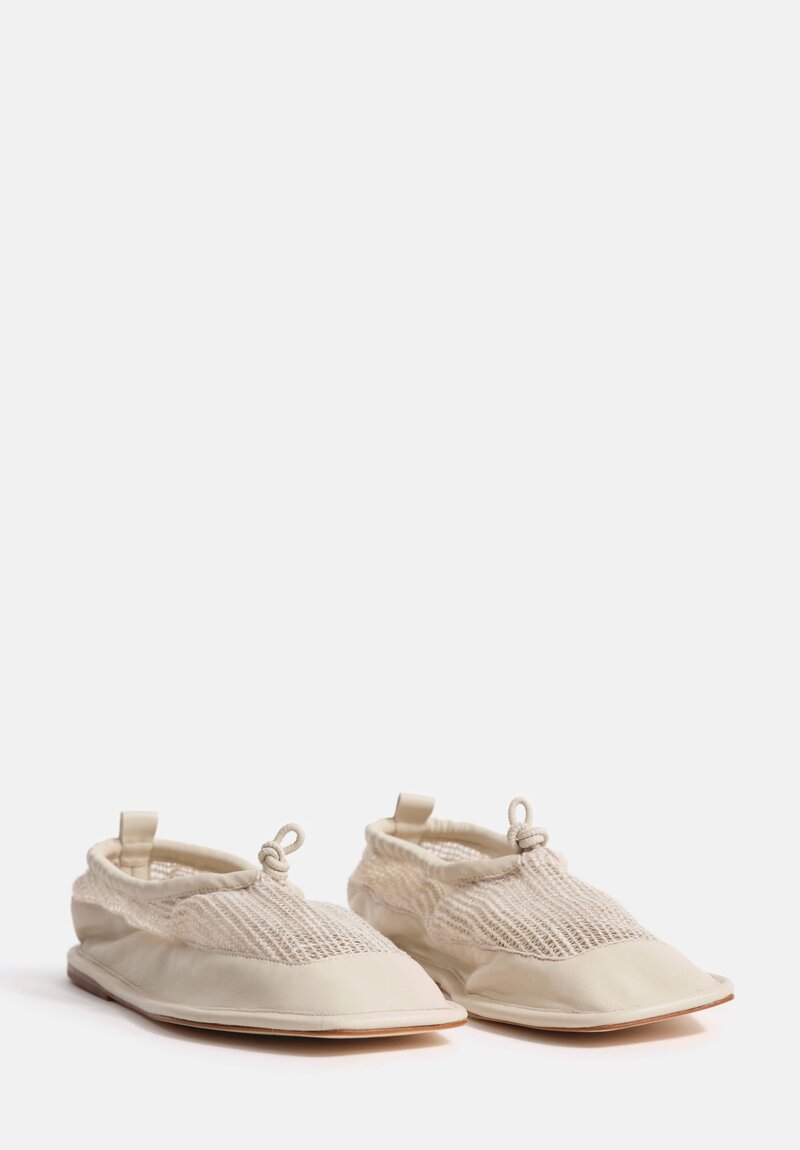 RUOHAN x Hereu Puntera Flats in Off-White