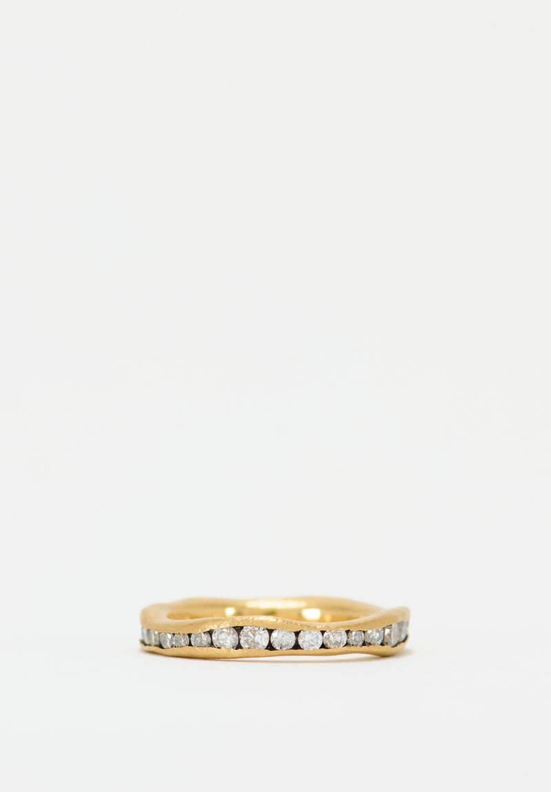 TAP by Todd Pownell 18k, Chanenel Set Diamond Band