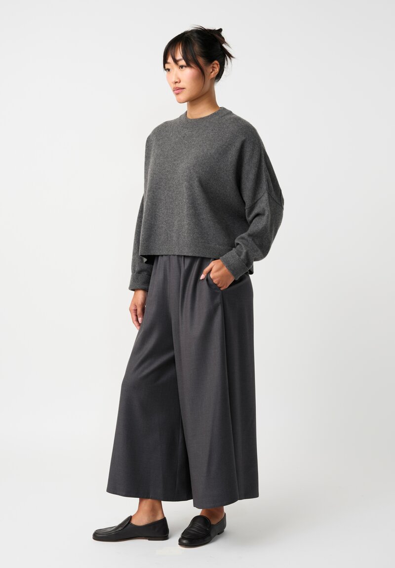 Dusan Cashmere Iconic Crewneck Sweater in River Stone Grey