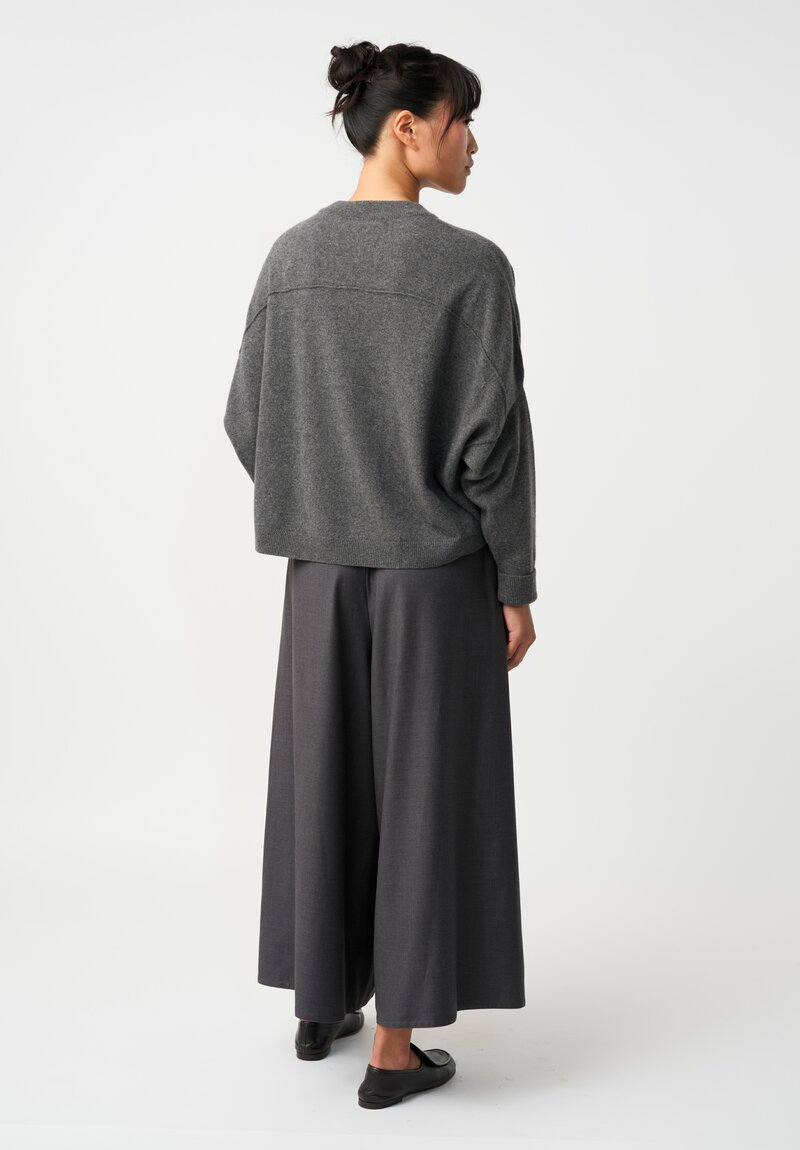 Dusan Cashmere Iconic Crewneck Sweater in River Stone Grey