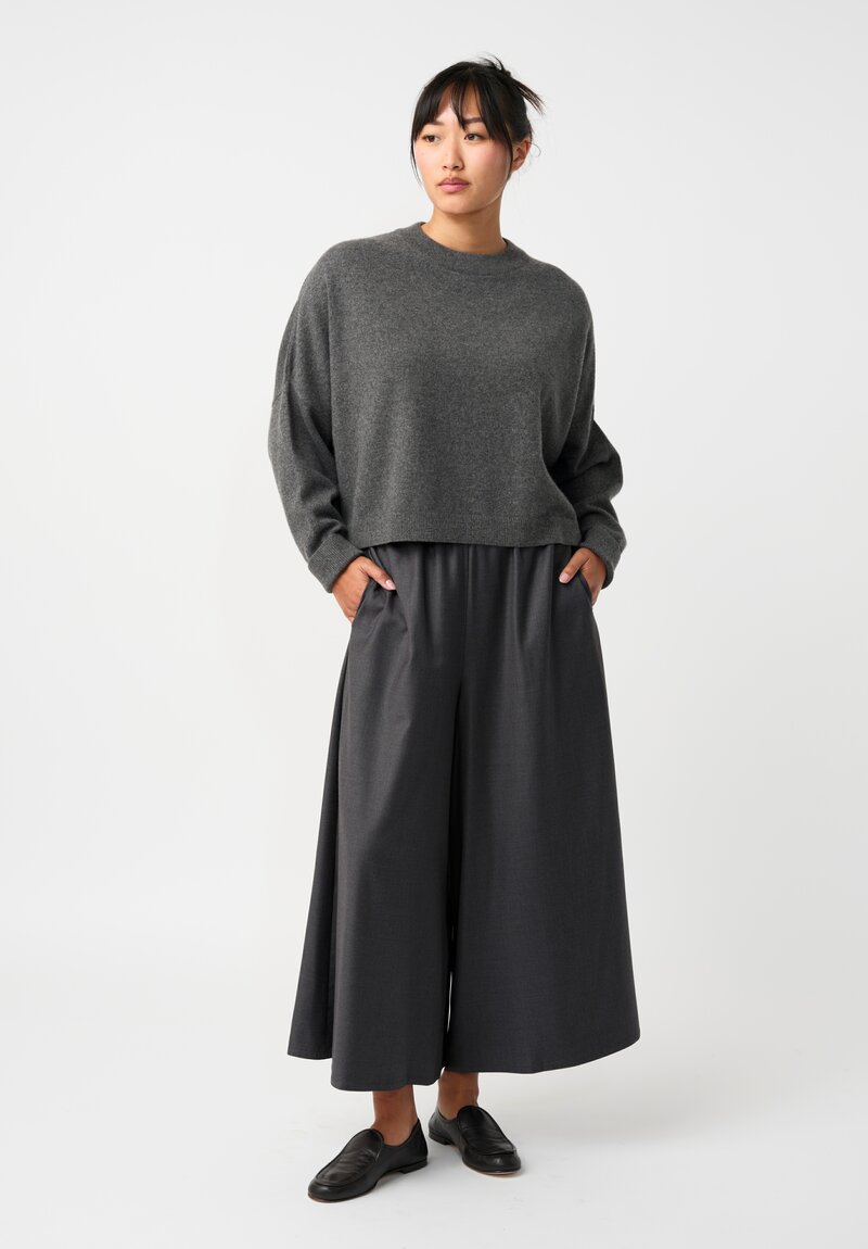 Dusan Cashmere Iconic Crewneck Sweater in River Stone Grey