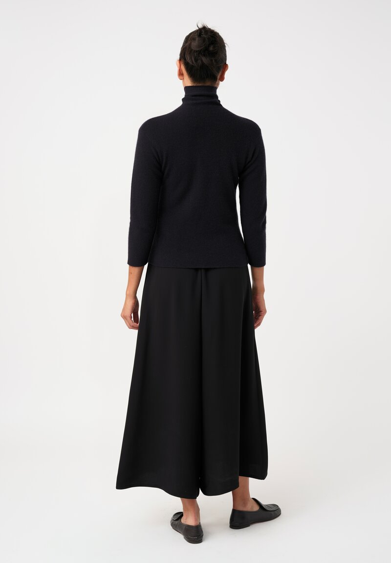 Dusan Silk Crepon Gaucho Pants in Black
