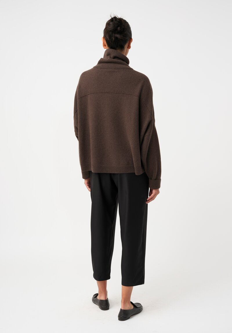 Dusan Tasmania Carrot Pants in Black