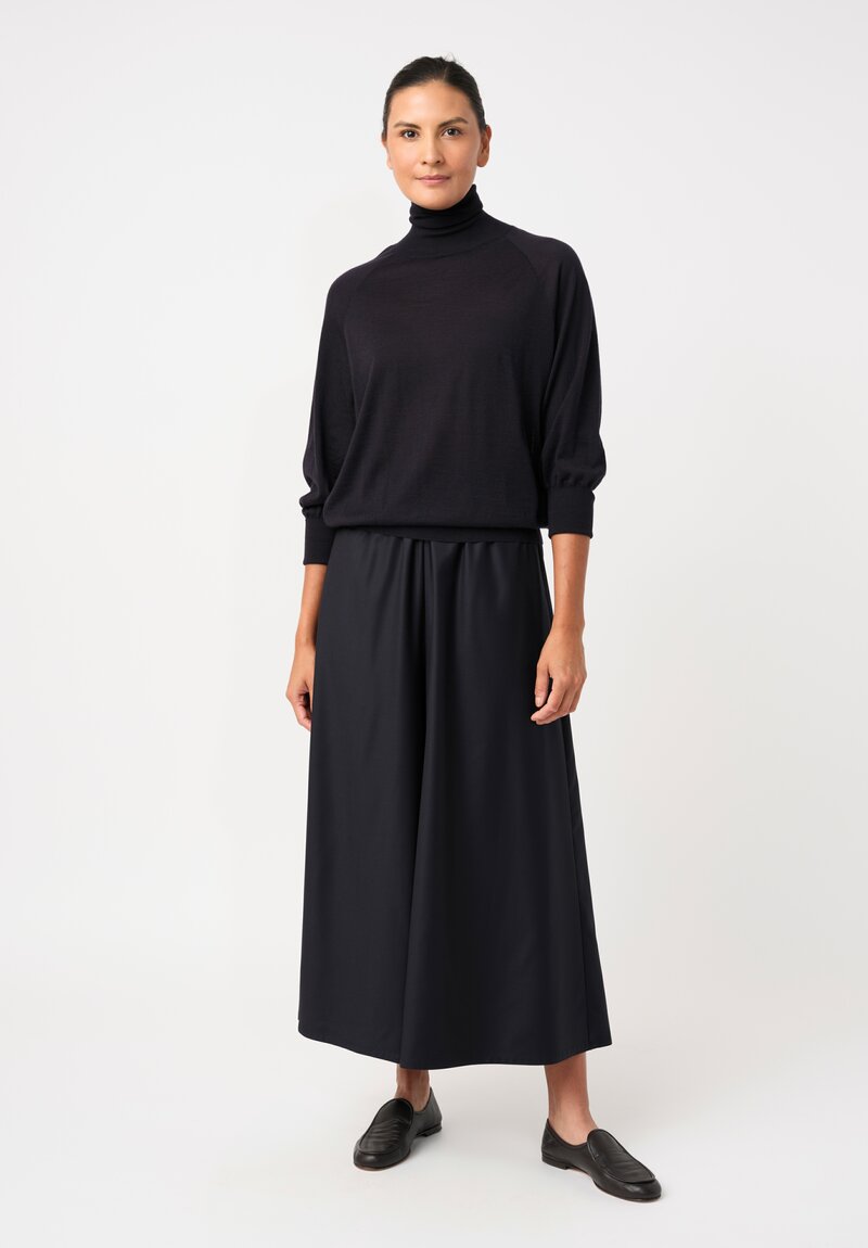 Dusan Fine-Knit Cashmere Turtleneck Sweater in Midnight Navy Blue