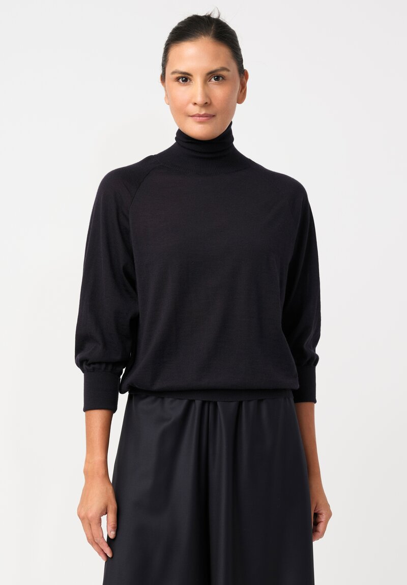 Dusan Fine-Knit Cashmere Turtleneck Sweater in Midnight Navy Blue