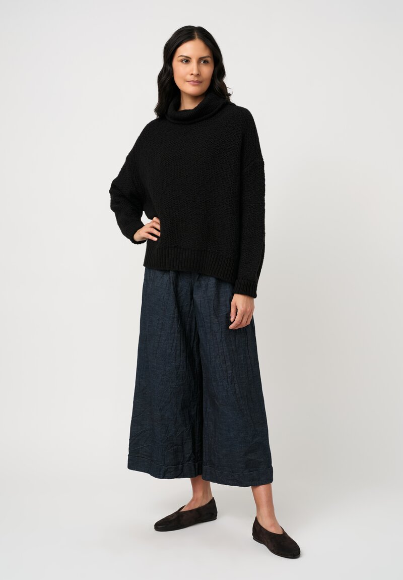 Daniel Andresen Fine-Knit Cashmere Blackberry Pullover in Obsidian Black