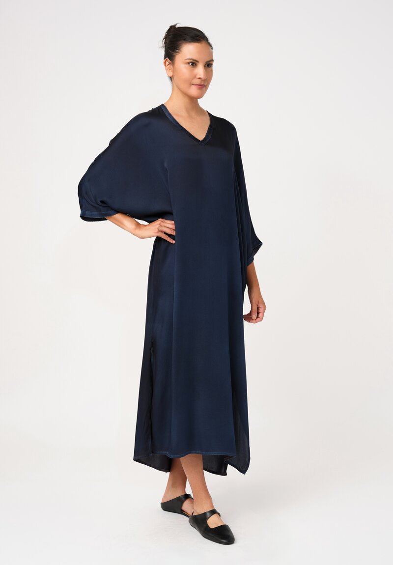 Avant Toi Silk V-Neck Kaftan Dress in Nero & Fiume Blue