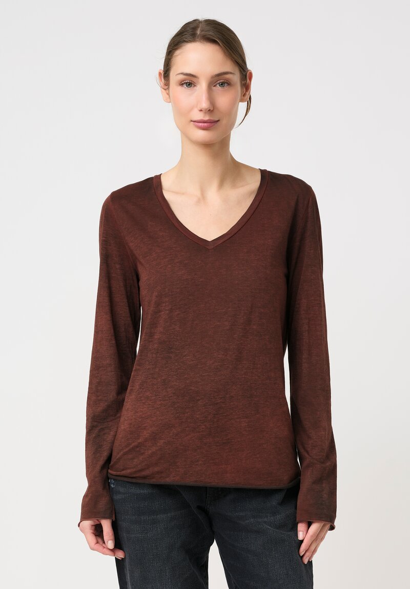 Avant Toi Cotton Hand-Painted V-Neck Long Sleeve Tee in Nero & Brownie Brown