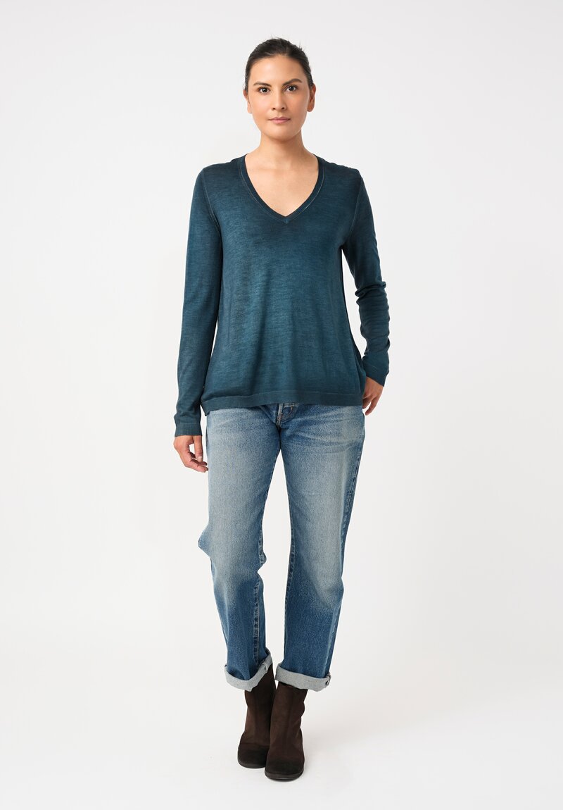 Avant Toi Cashmere & Vintage Silk One-of-a-Kind V-Neck Sweater in Laguna Blue Floral