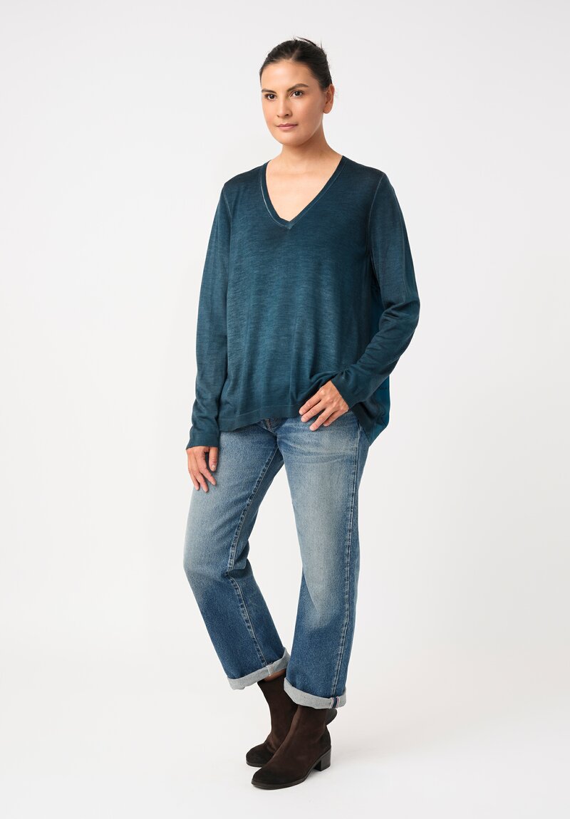 Avant Toi Cashmere & Vintage Silk One-of-a-Kind V-Neck Sweater in Laguna Blue Saddle