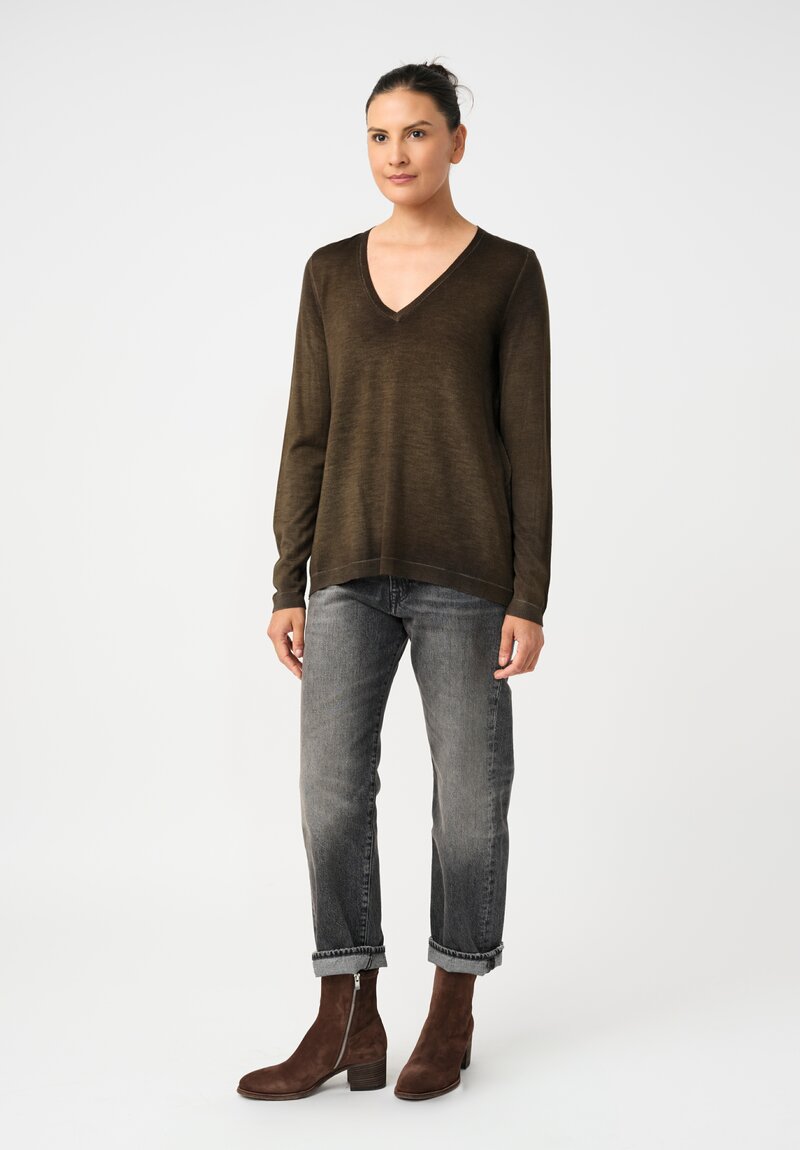 Avant Toi Cashmere & Vintage Silk One-of-a-Kind V-Neck Sweater in Moss Green Lillies