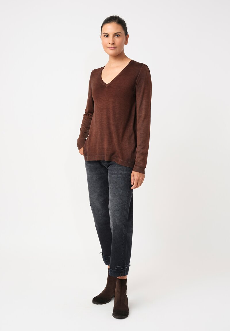 Avant Toi Cashmere & Vintage Silk One-of-a-Kind V-Neck Sweater in Brownie Brown Loops