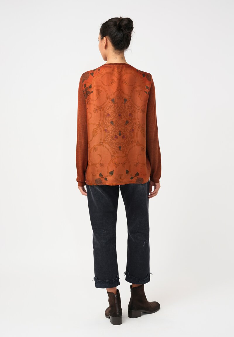 Avant Toi Cashmere & Vintage Silk One-of-a-Kind V-Neck Sweater in Mango Orange Flourish