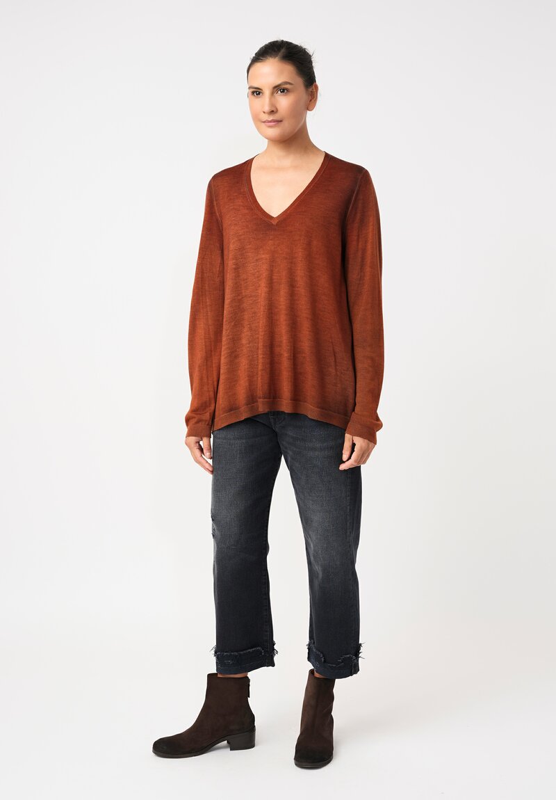 Avant Toi Cashmere & Vintage Silk One-of-a-Kind V-Neck Sweater in Mango Orange Graphics