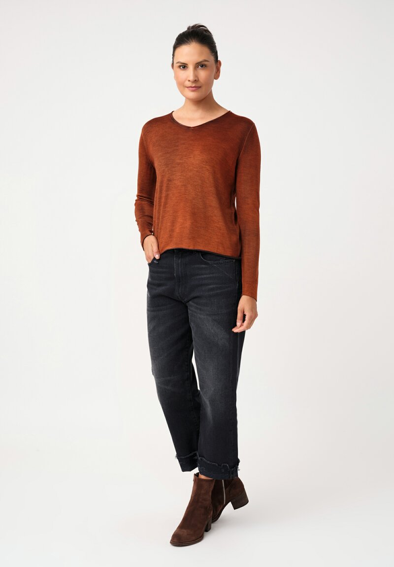 Avant Toi Hand-Painted Cashmere & Silk V-Neck Sweater in Nero & Mango Brown
